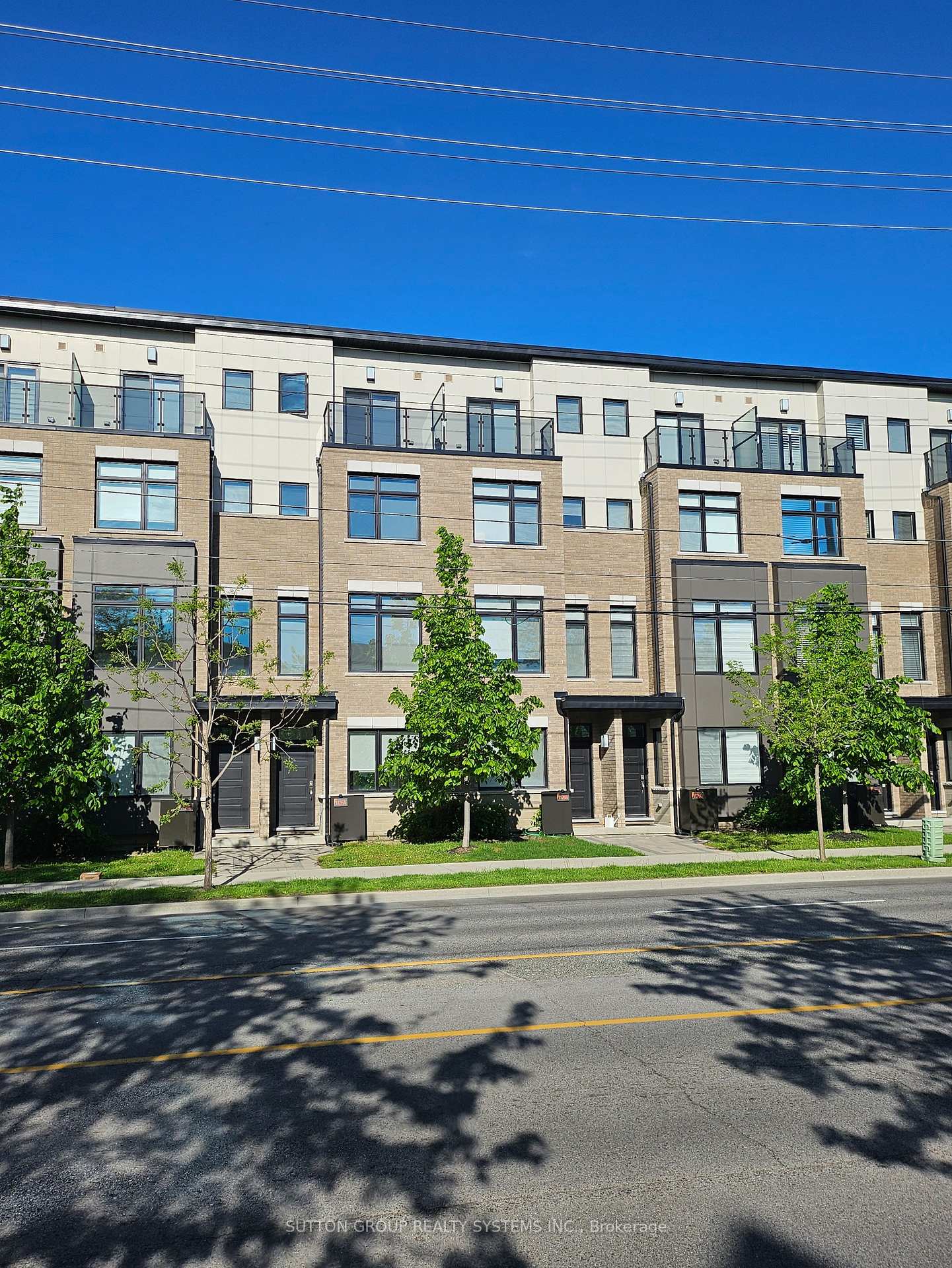 1126A Islington Avenue 
