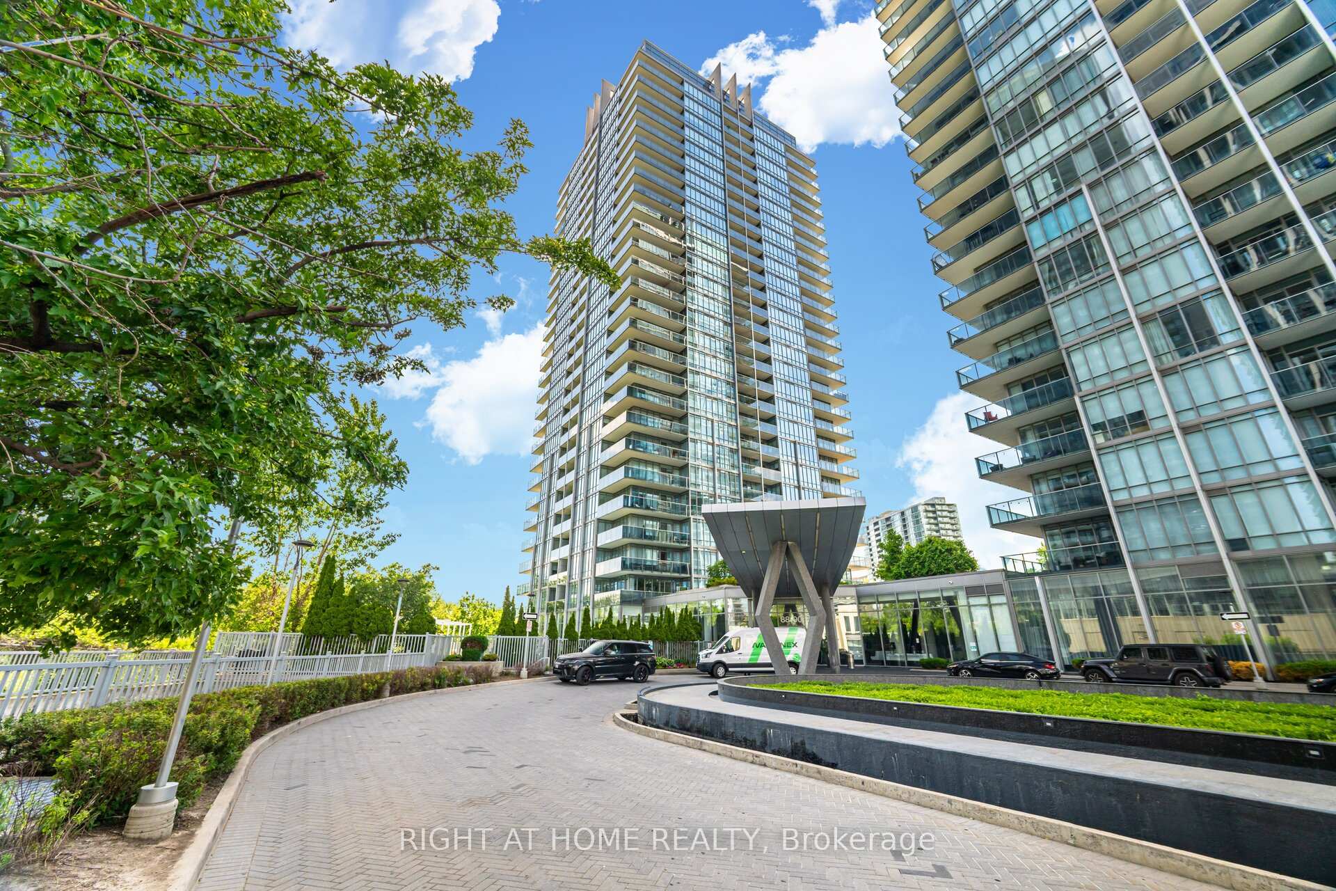 88 Park Lawn Road  #3005