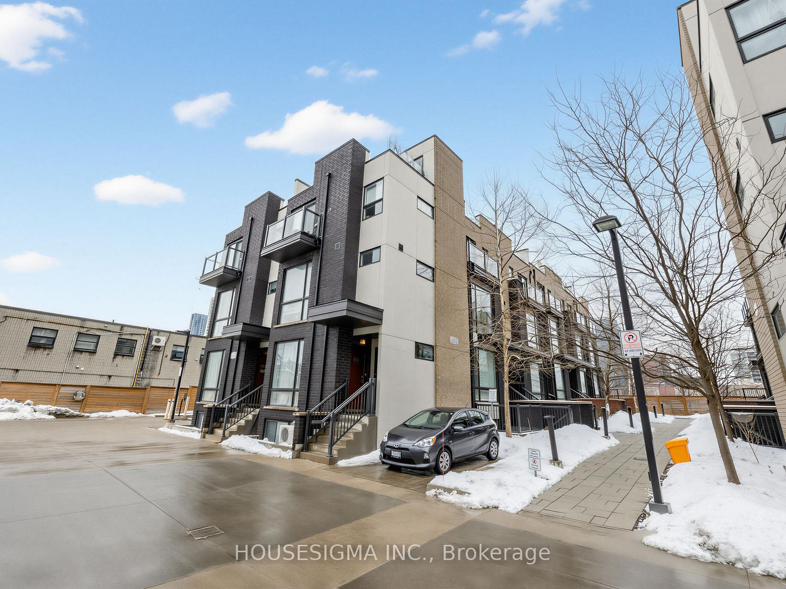 34 Fieldway Road  #139