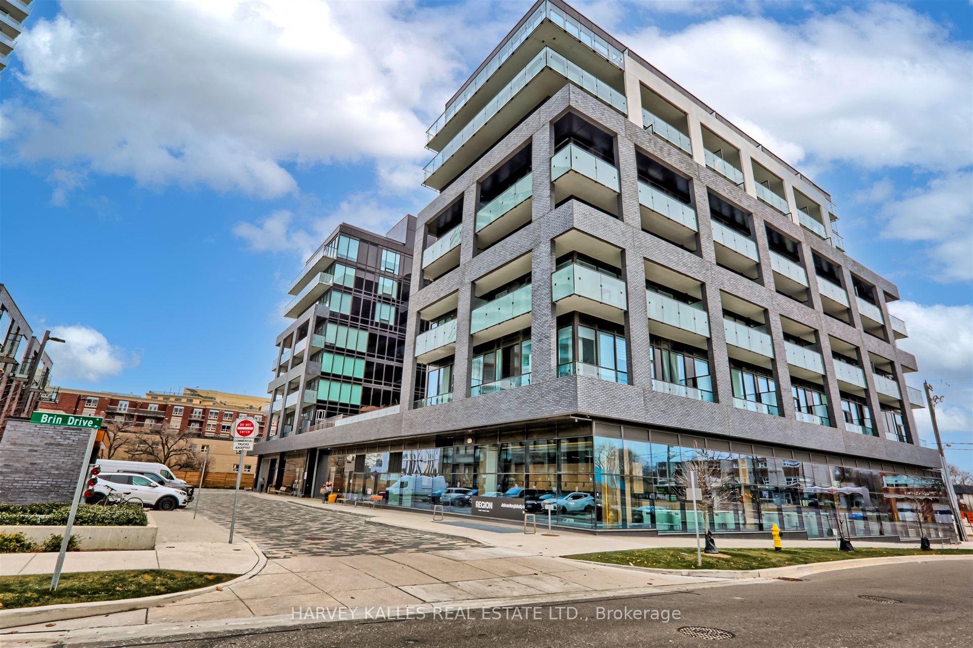 4208 Dundas Street W #412