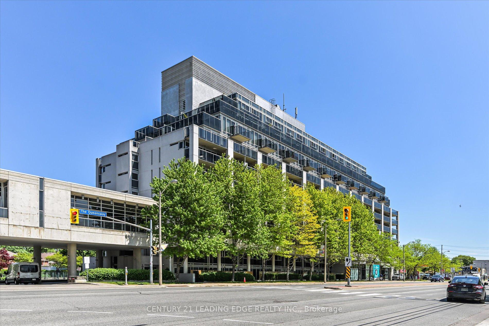 1040 The Queensway N/A  #710