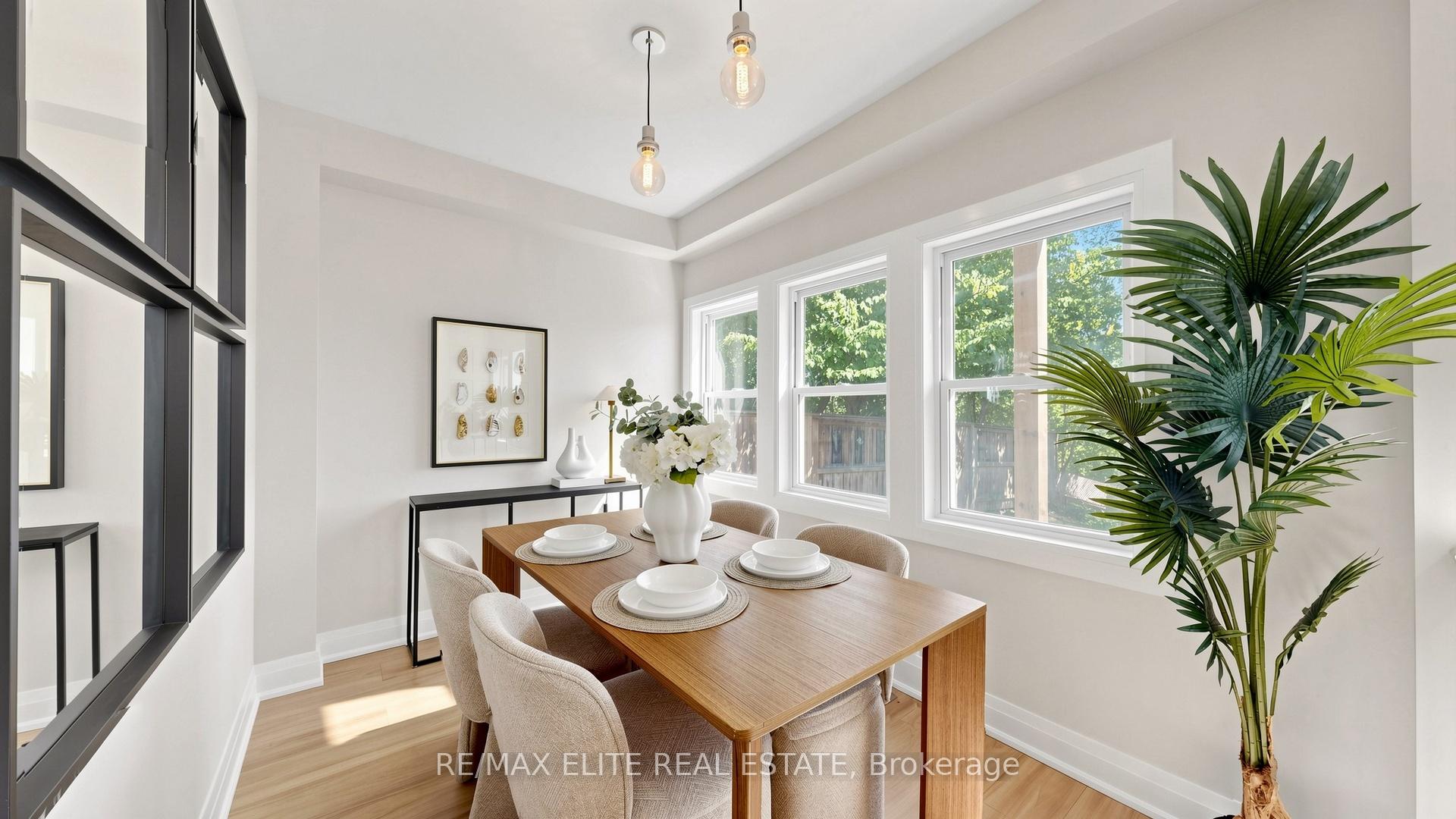 9 Woodford Park Road 