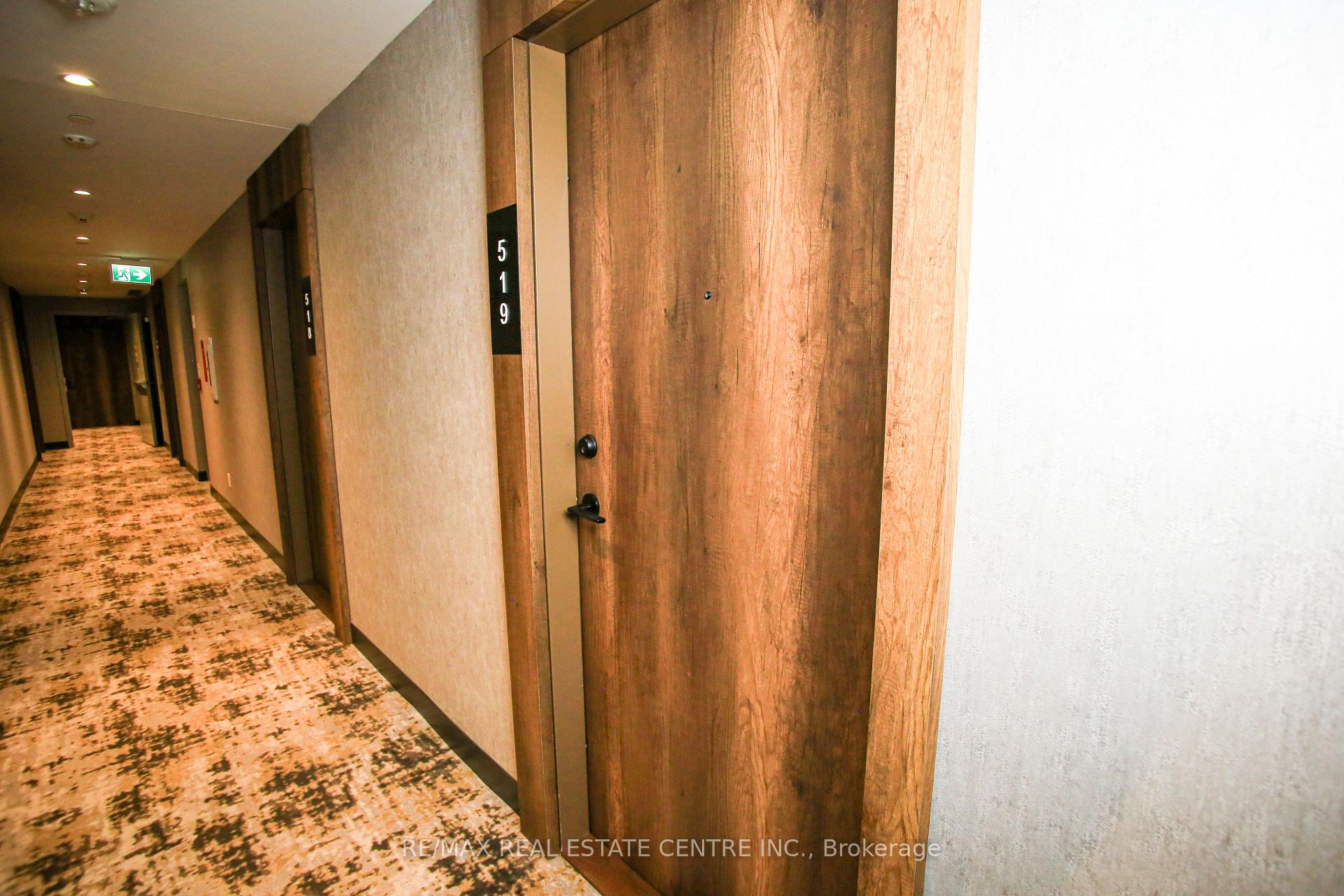 251 Manitoba Street  #519