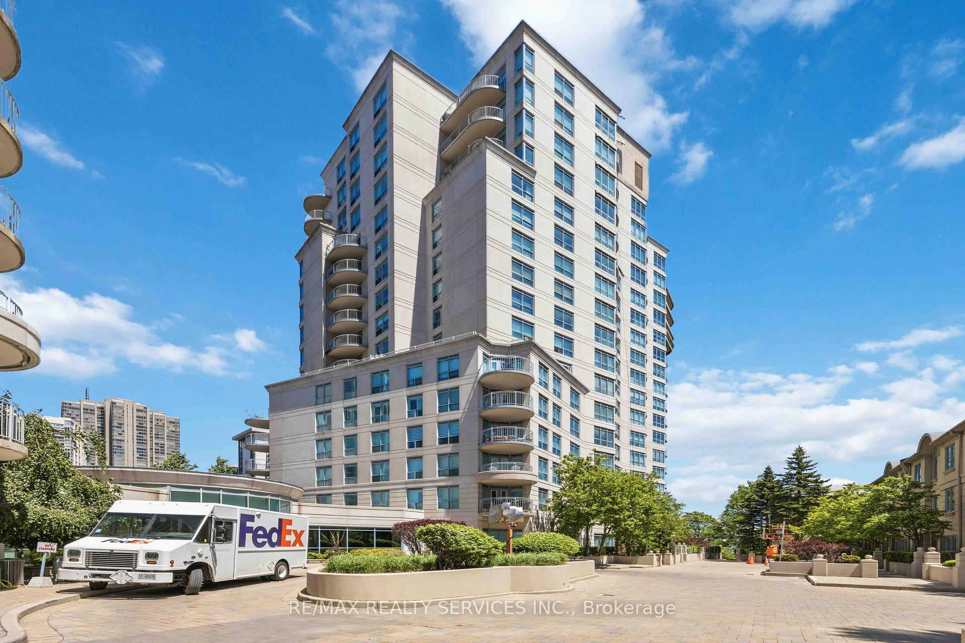 2111 Lake Shore Boulevard W #121