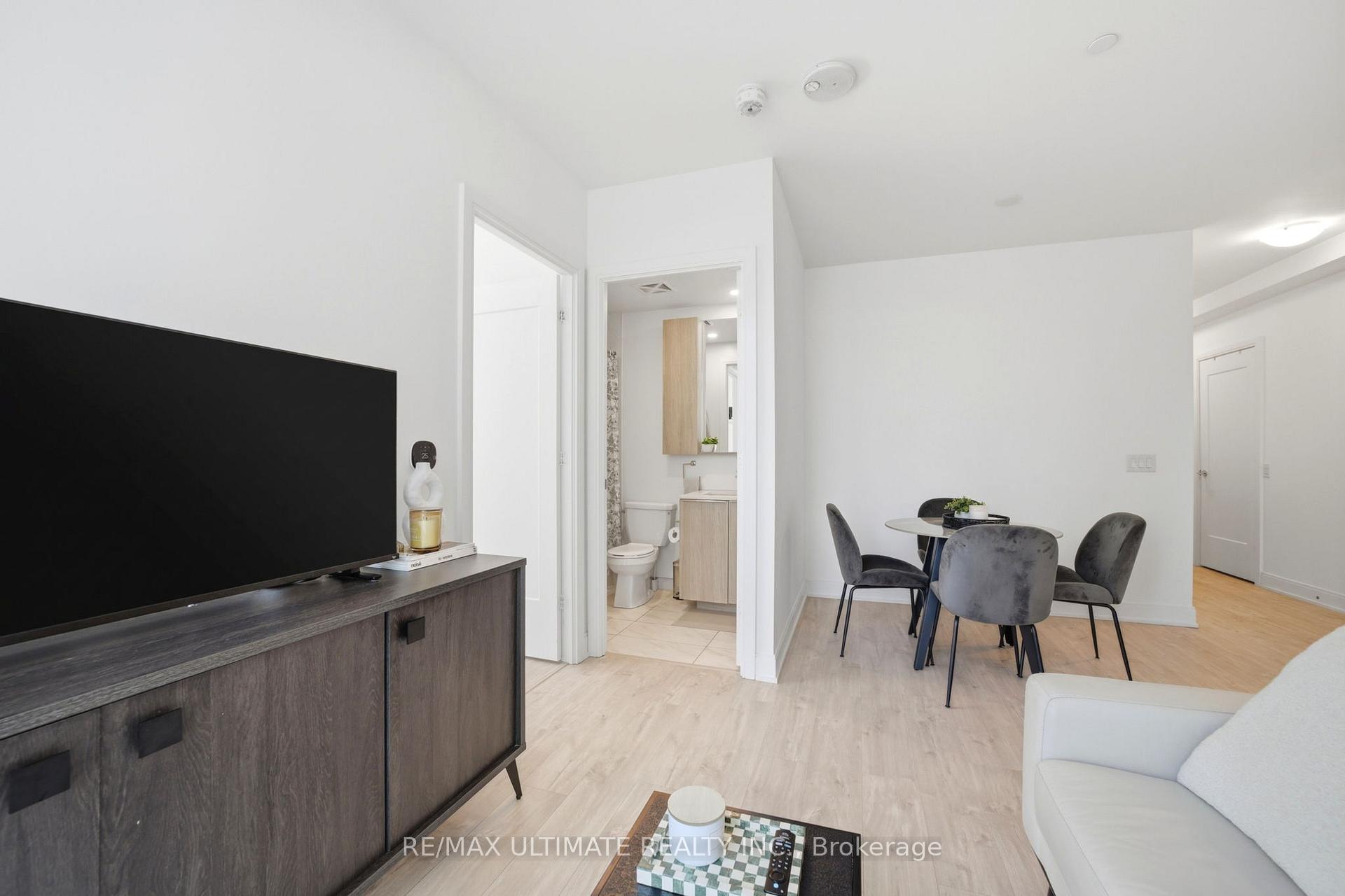 70 Annie Craig Drive  #402