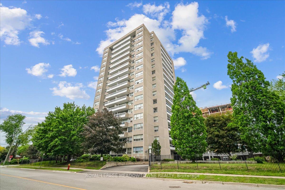 2263 Marine Drive  #1601