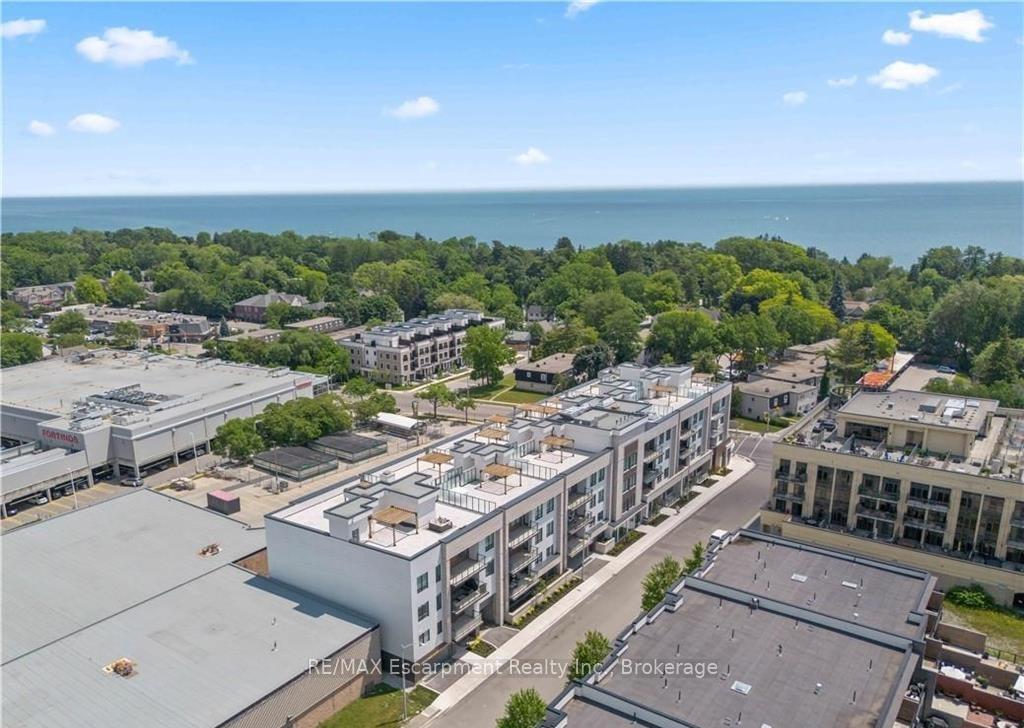 123 Maurice Drive  #303