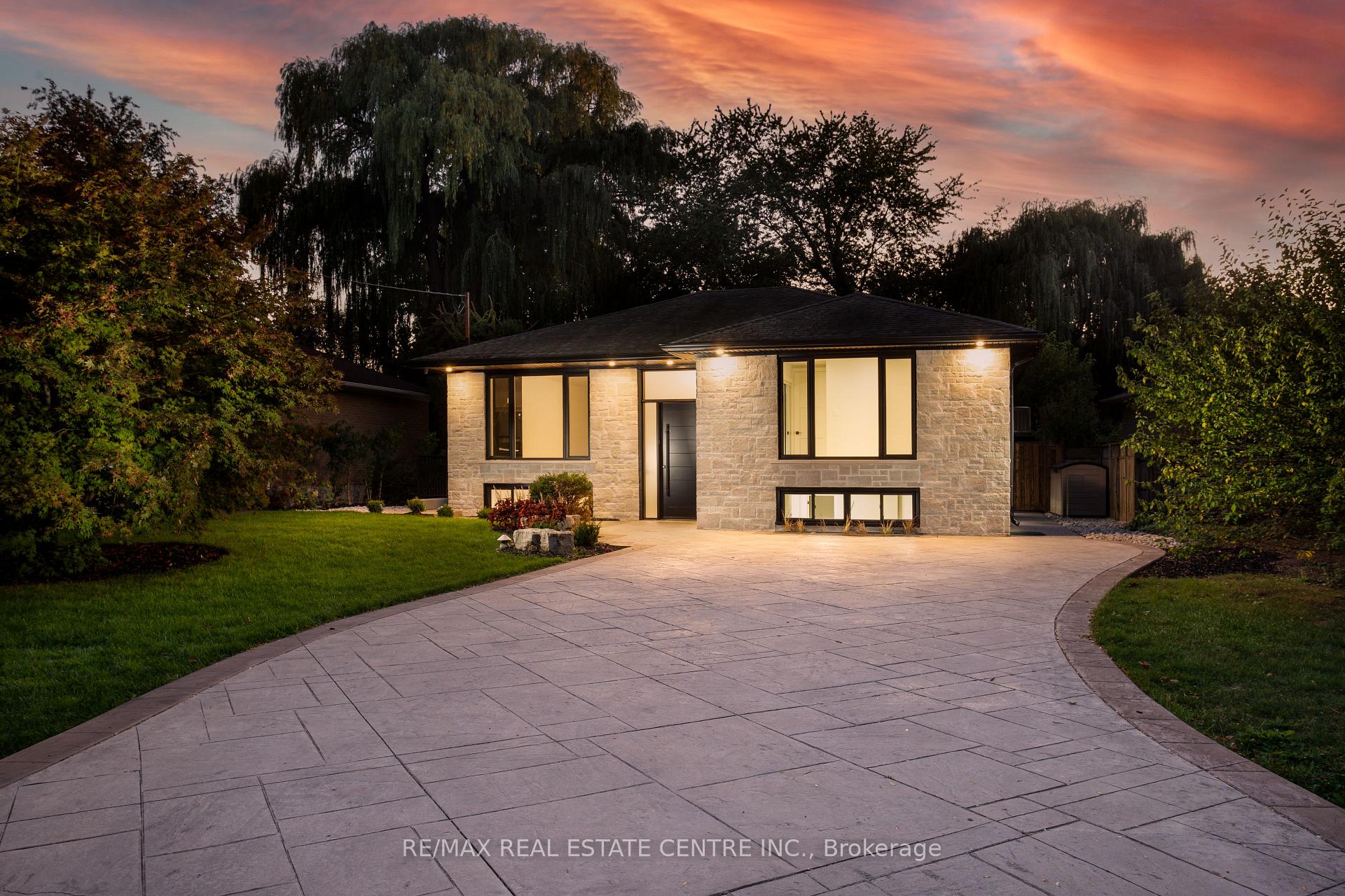 446 Willis Drive 