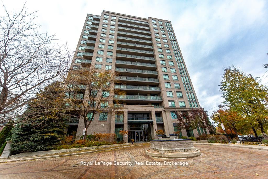 38 Fontenay Court  #1402