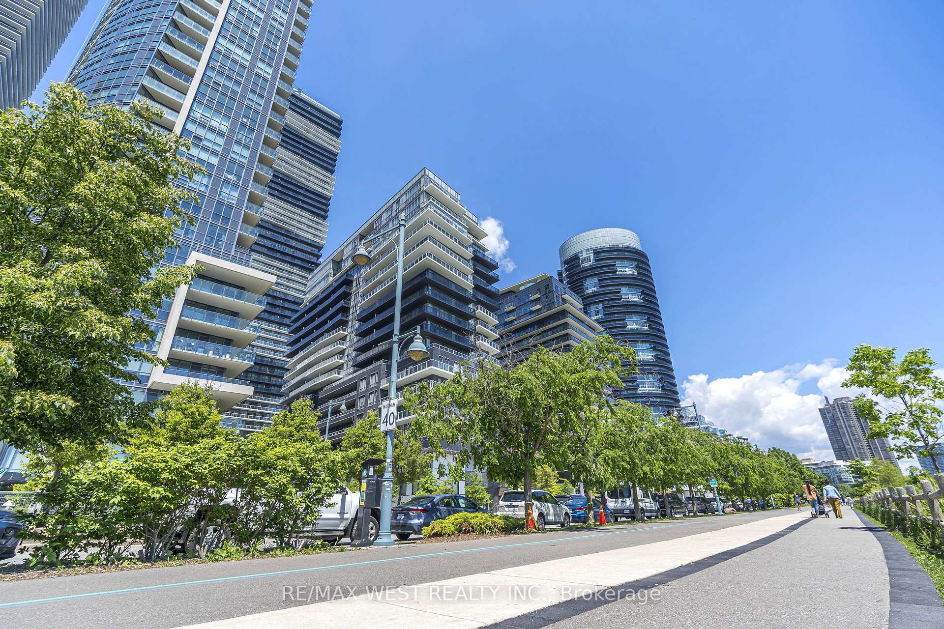 10 Park Lawn Road  #1705