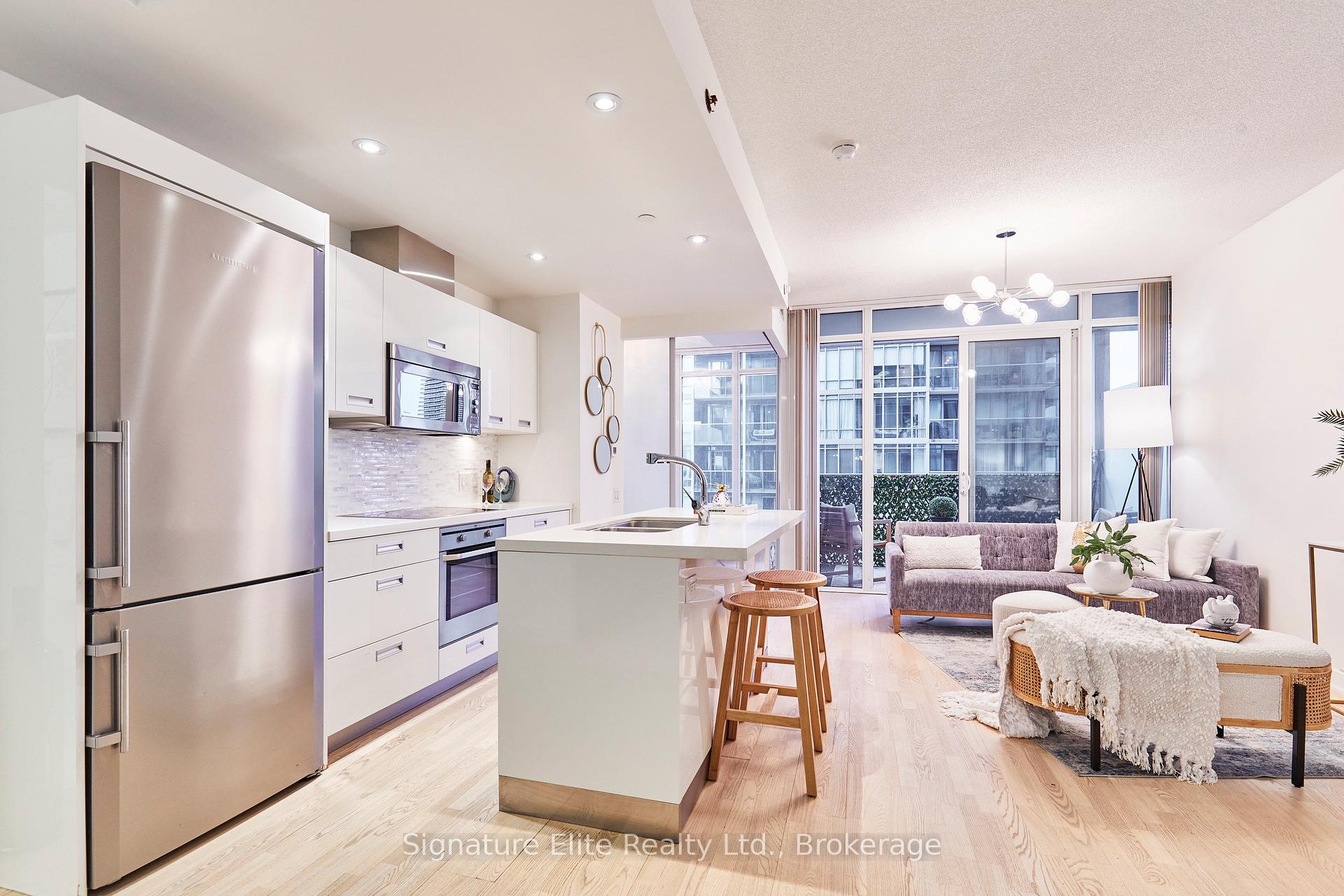 88 Park Lawn Road N #1210