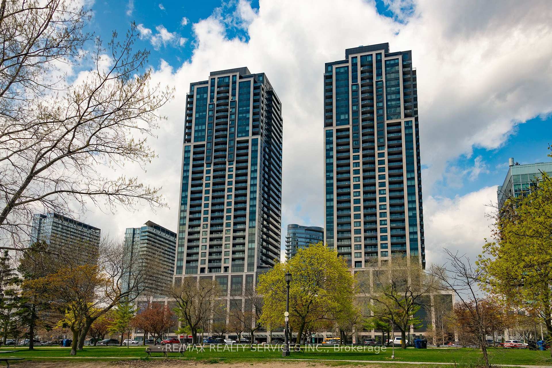 1926 Lakeshore Boulevard W #1616