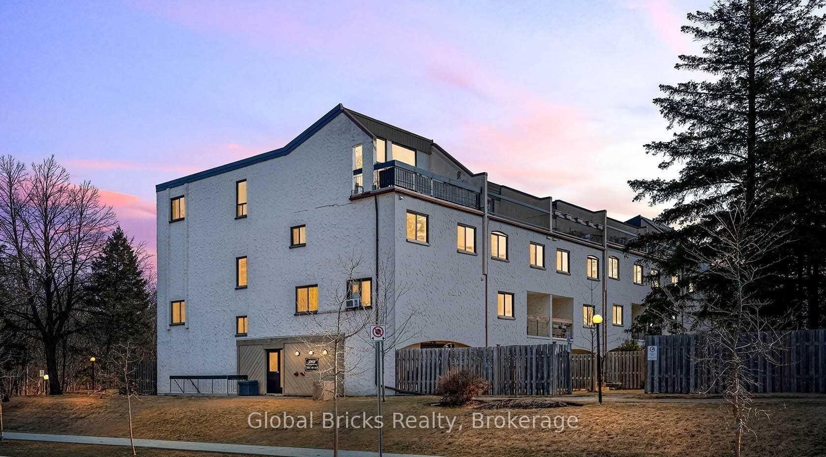 1066 FALGARWOOD Drive  #165