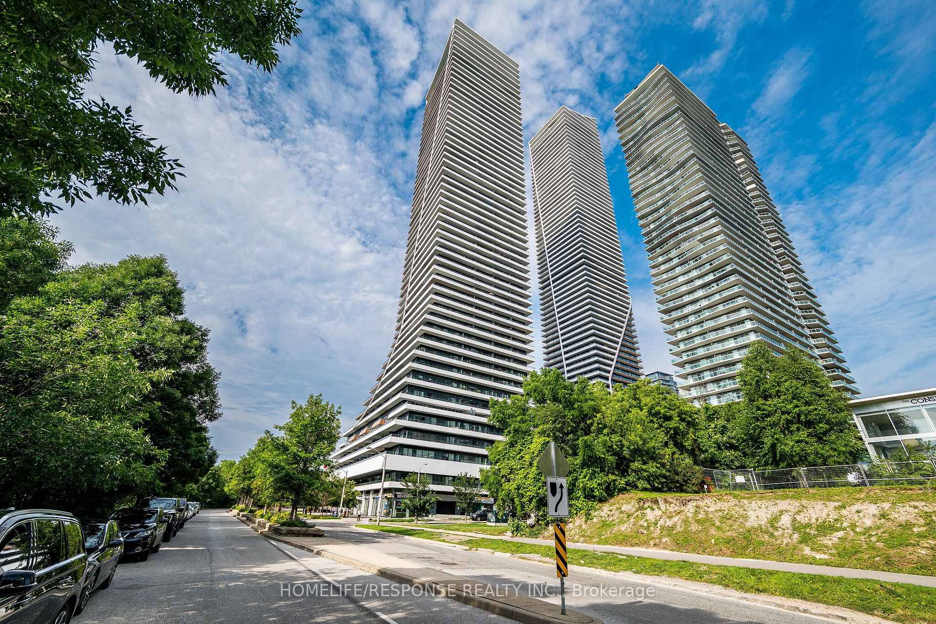 20 SHORE BREEZE Drive  #1008