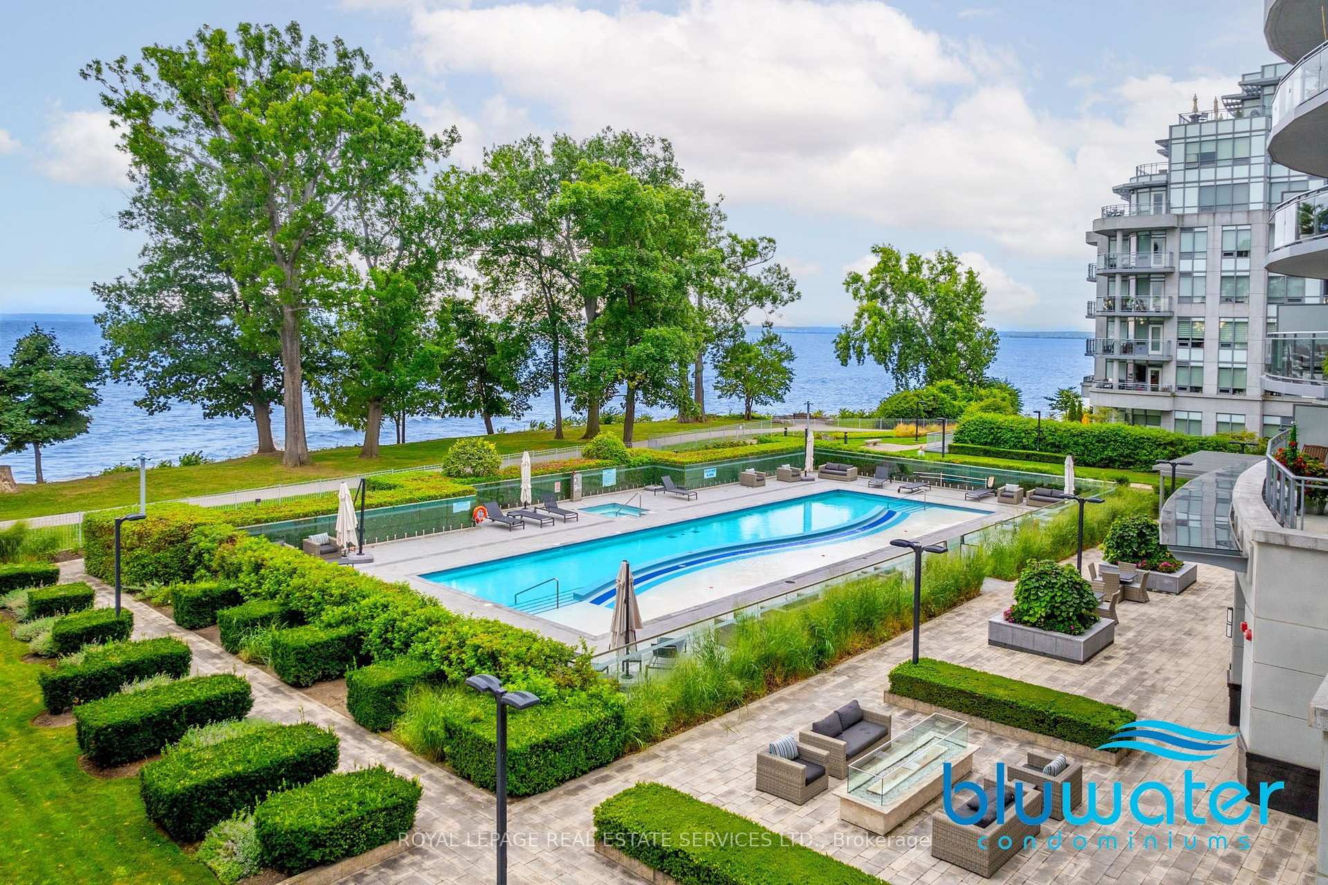 3500 Lakeshore Road W 122C