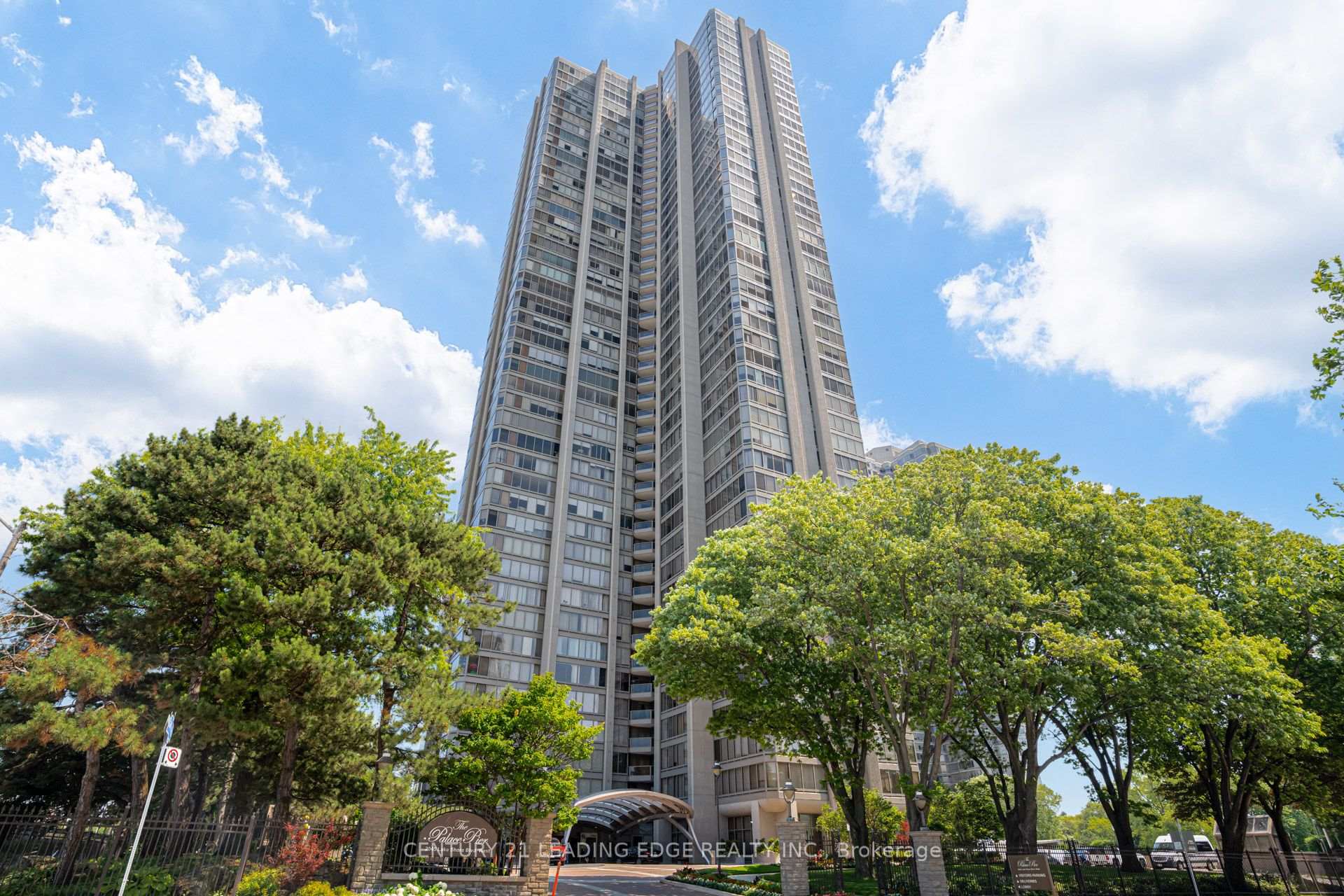 2045 Lake Shore Boulevard W #3706