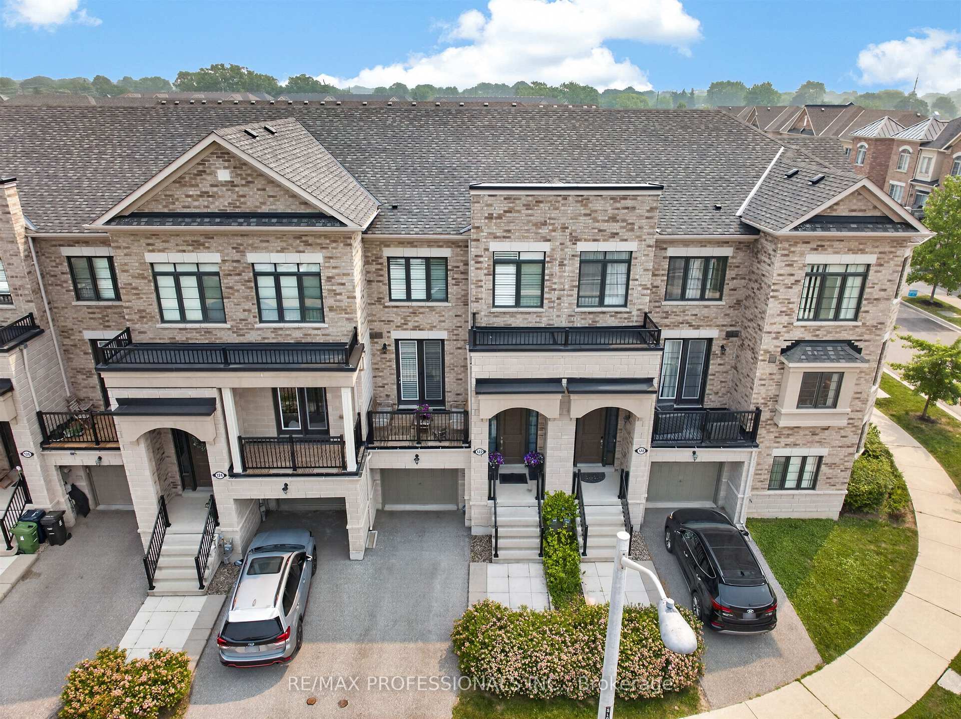 122 Thomas Fisher Drive 