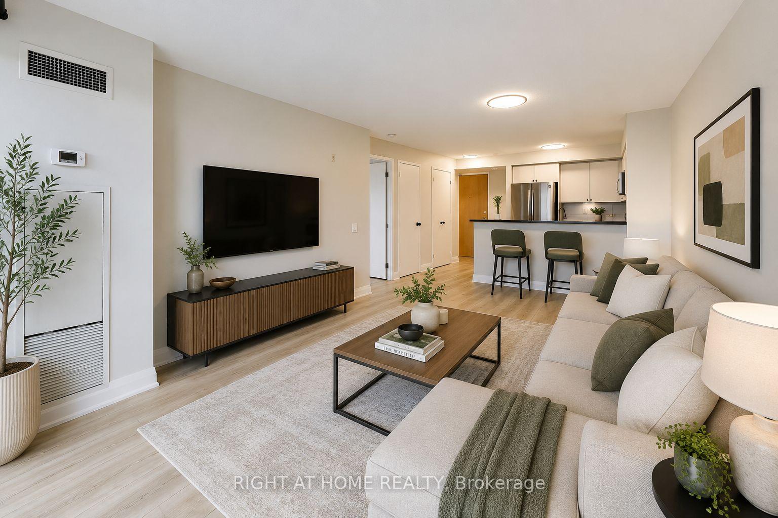 1040 The Queensway N/A  #407