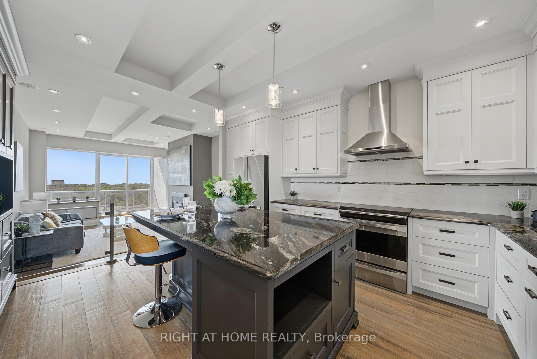 20 Speers Road  #1206