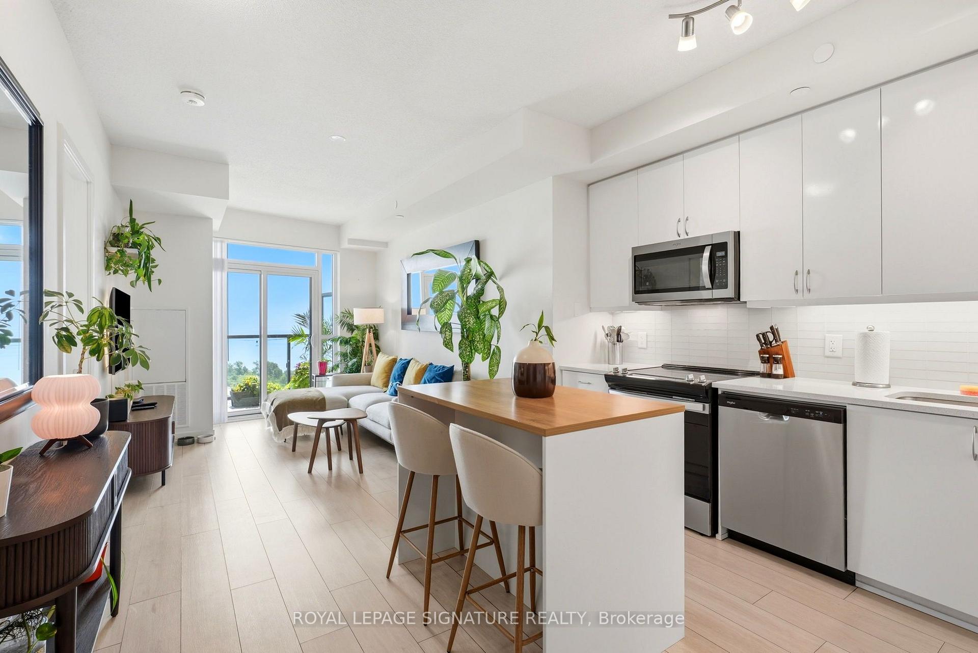 38 Annie Craig Drive  #2403