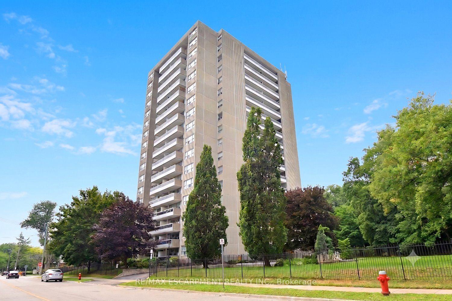 2263 Marine Drive  #401