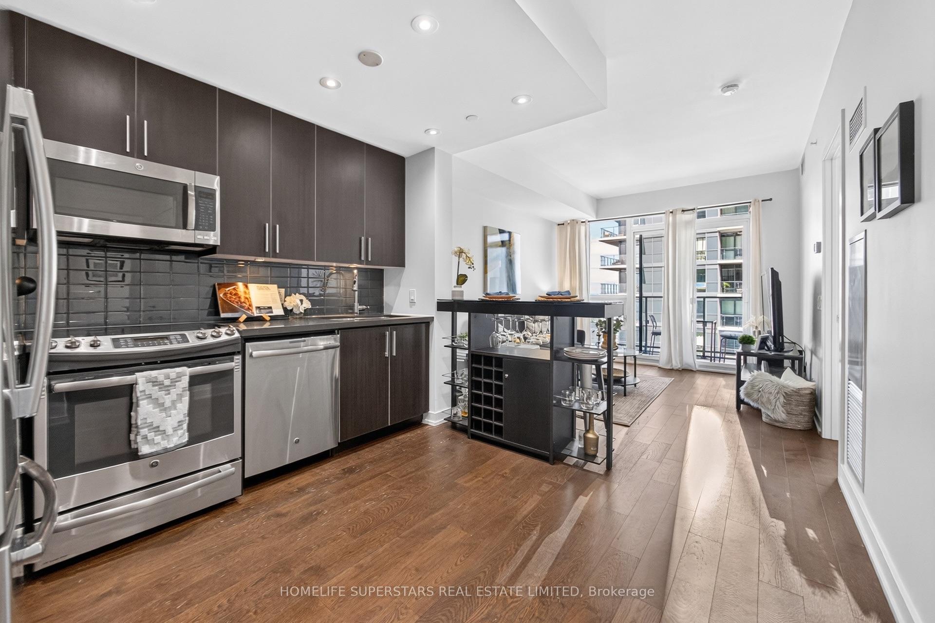 2212 Lake Shore Boulevard W #4107