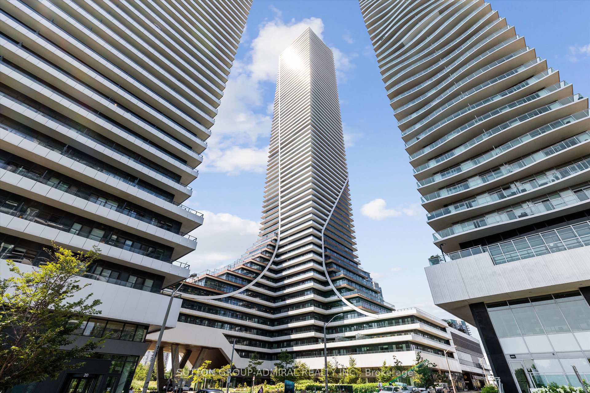 30 Shore Breeze Drive  #4908