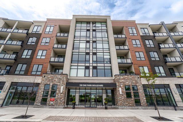 150 OAK PARK Boulevard  #220