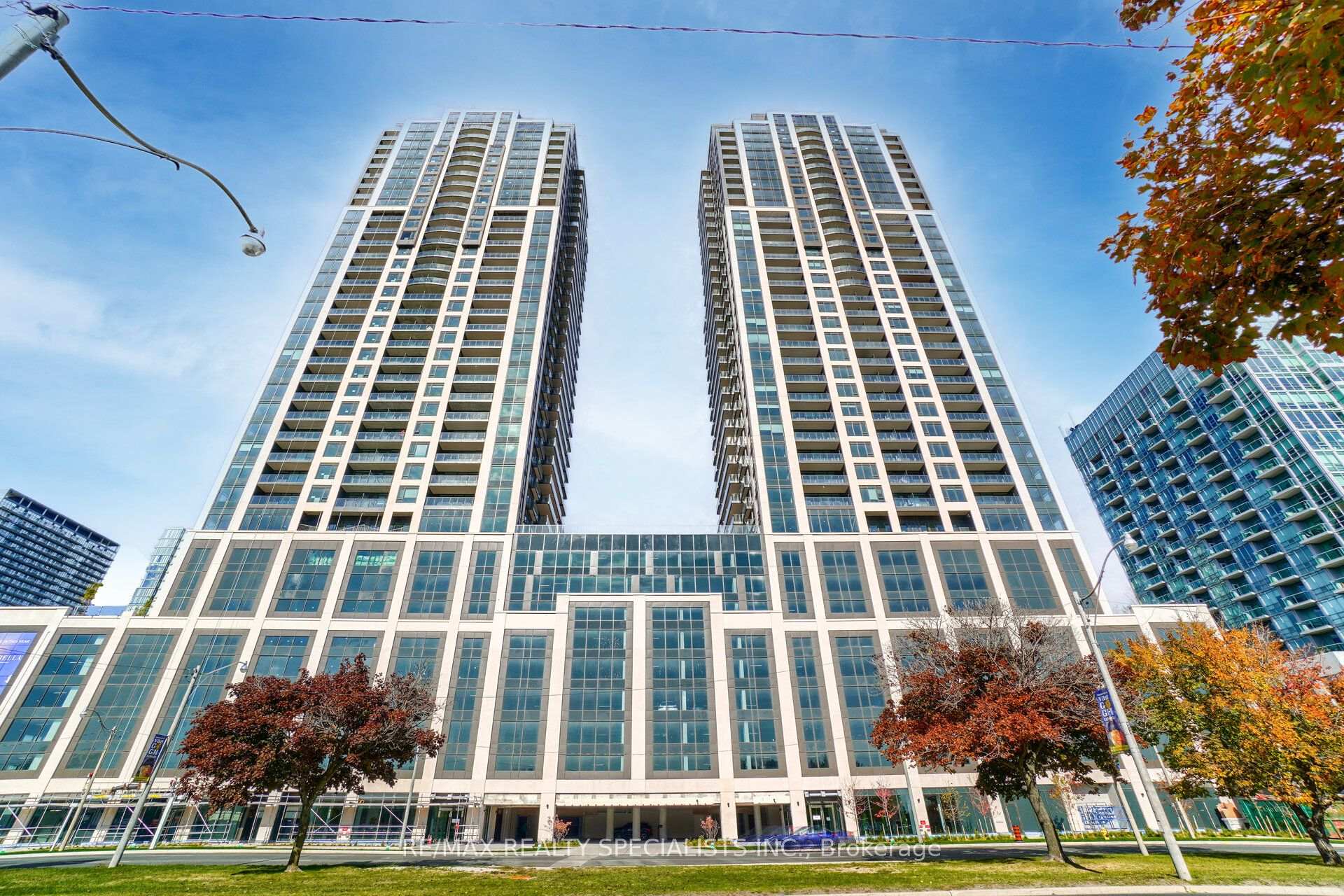 1926 Lake Shore Boulevard  #2711