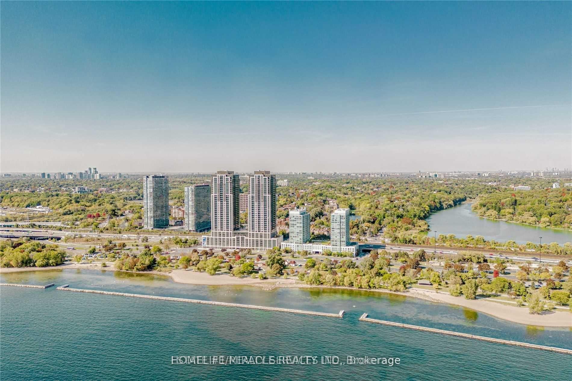 1928 Lakeshore Boulevard W