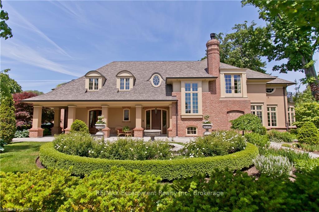 1081 Argyle Drive 