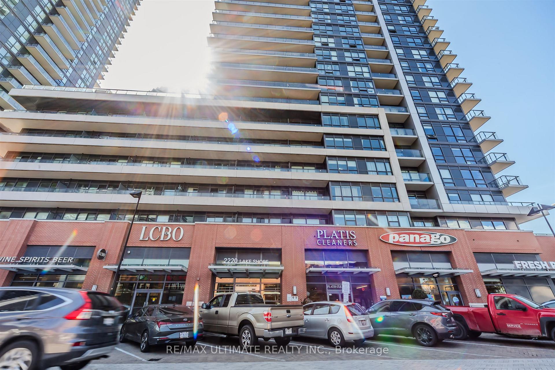 2220 Lake Shore Boulevard W #2706