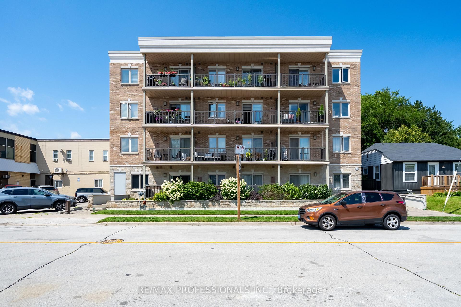 73 Washington Avenue  #405