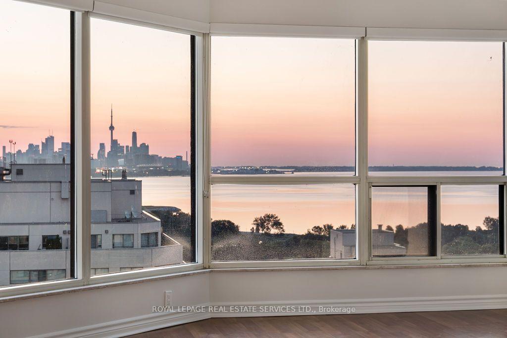 2269 Lake Shore Boulevard W #2105
