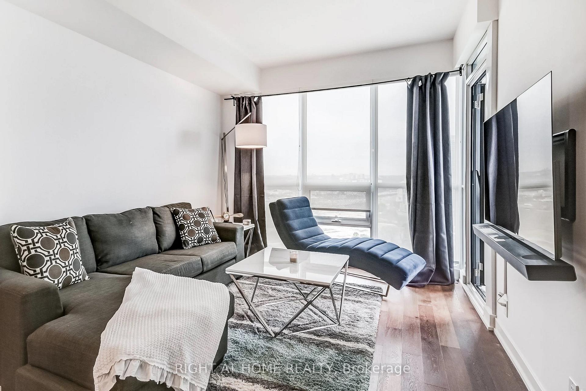 2212 Lake Shore Boulevard W #2710