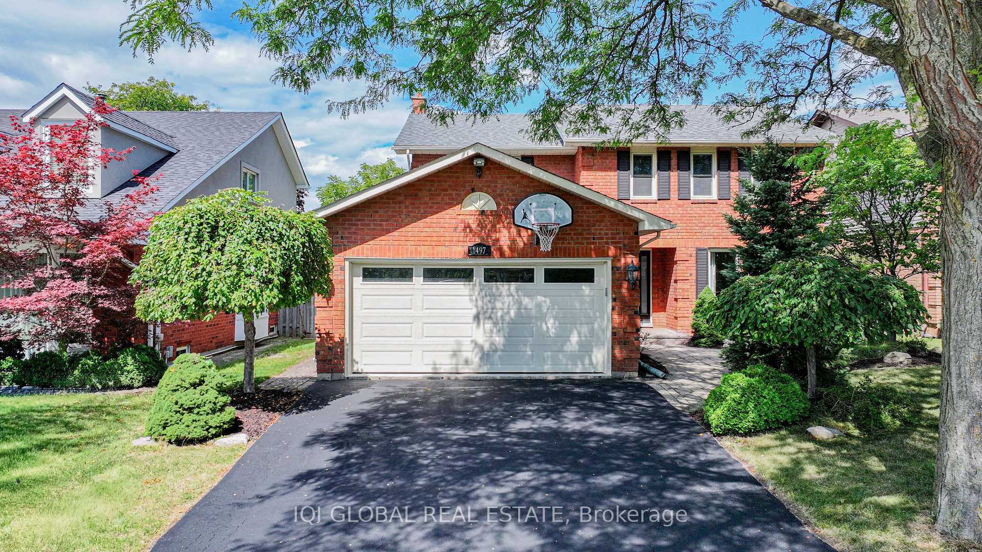 1497 Greenbriar Drive 