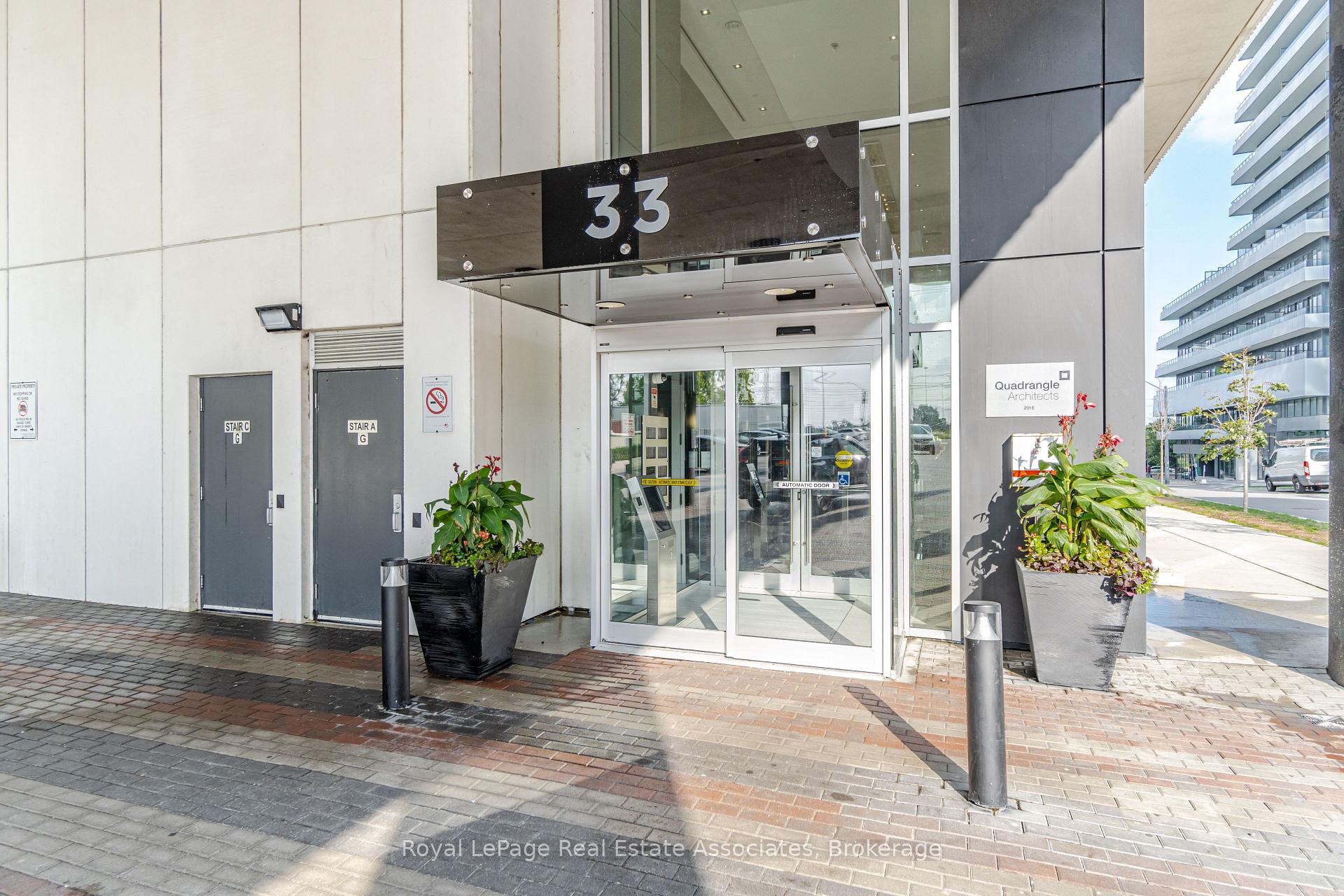 33 Shore Breeze Drive  #2301