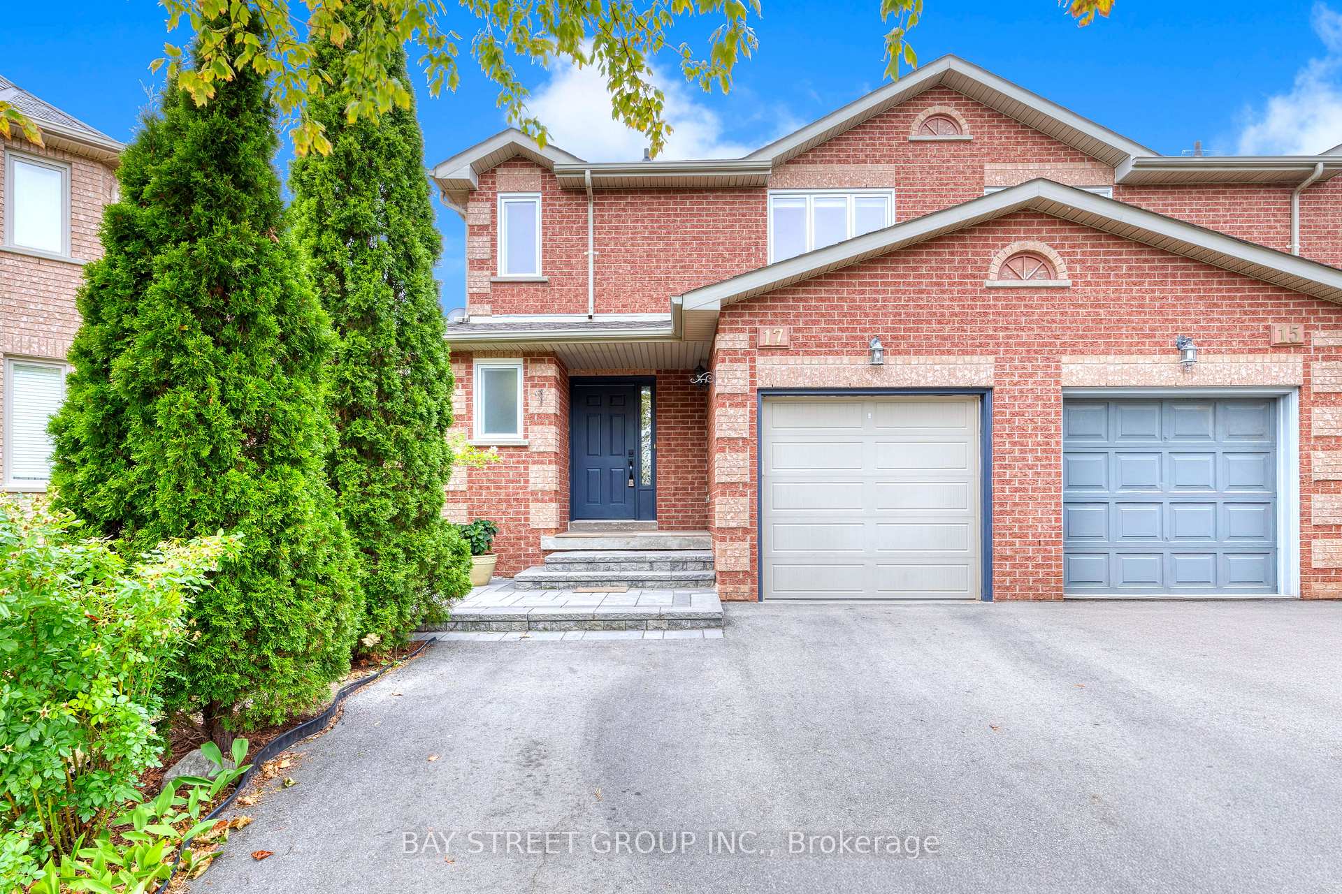 17 Inverhuron Trail 