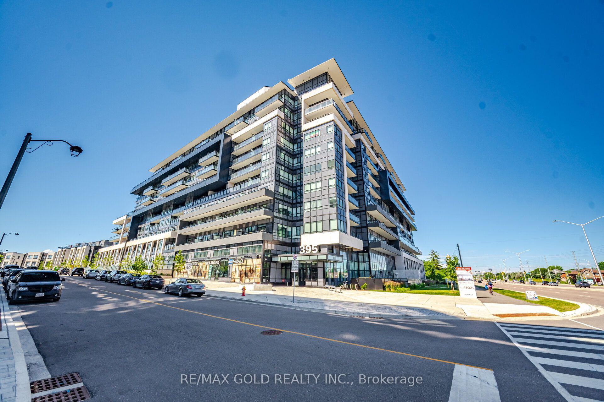395 Dundas Street W #243