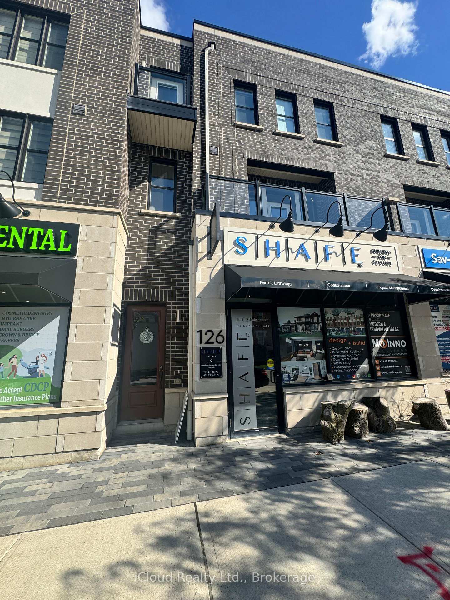 126 Burnhamthorpe Road E