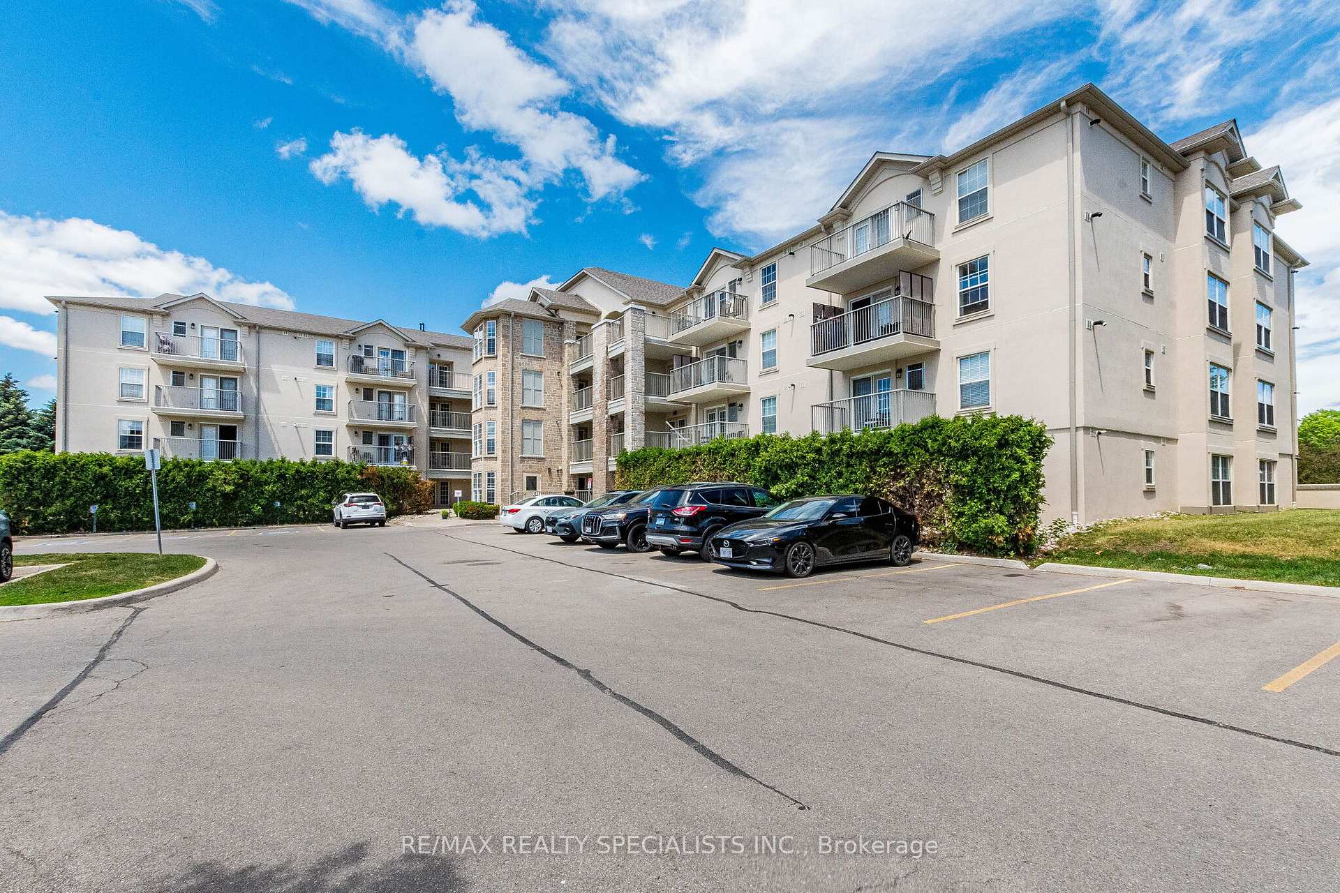 1480 Bishops Gate  #406