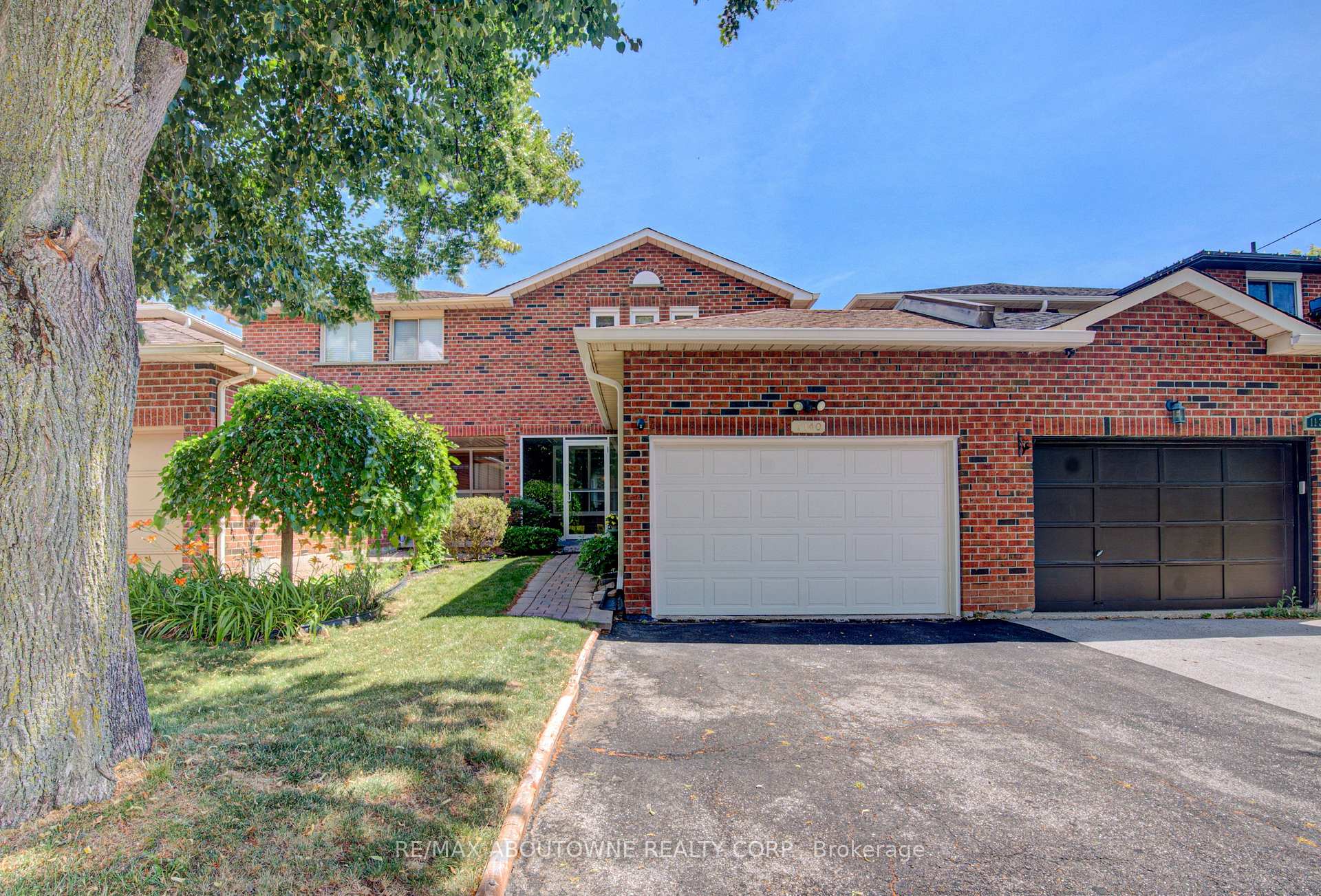 1140 Avondale Drive 
