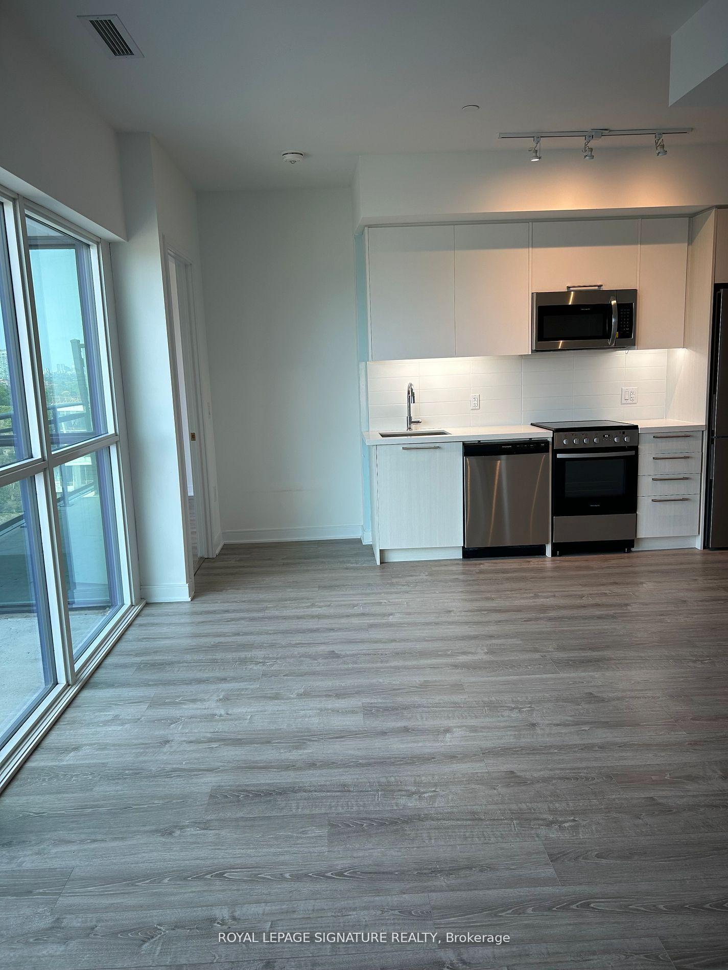 25 Neighbourhood Lane  #1012