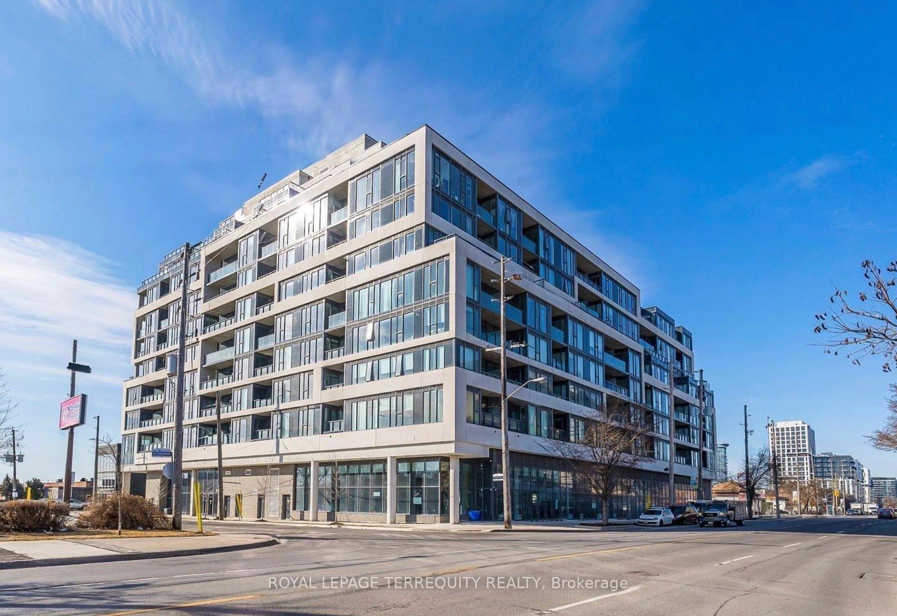 859 The Queensway N/A  #614