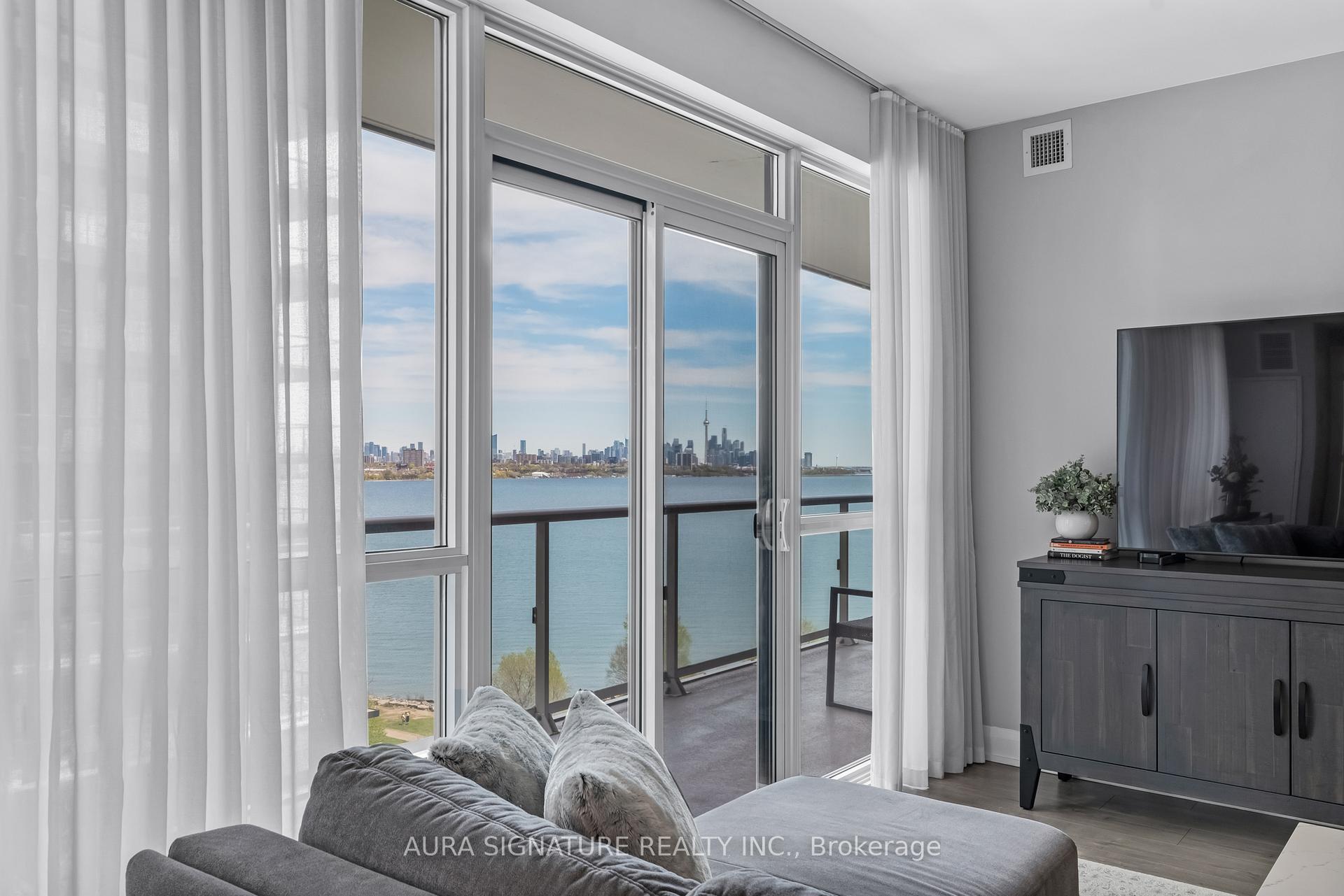 110 Marine Parade Drive  #901