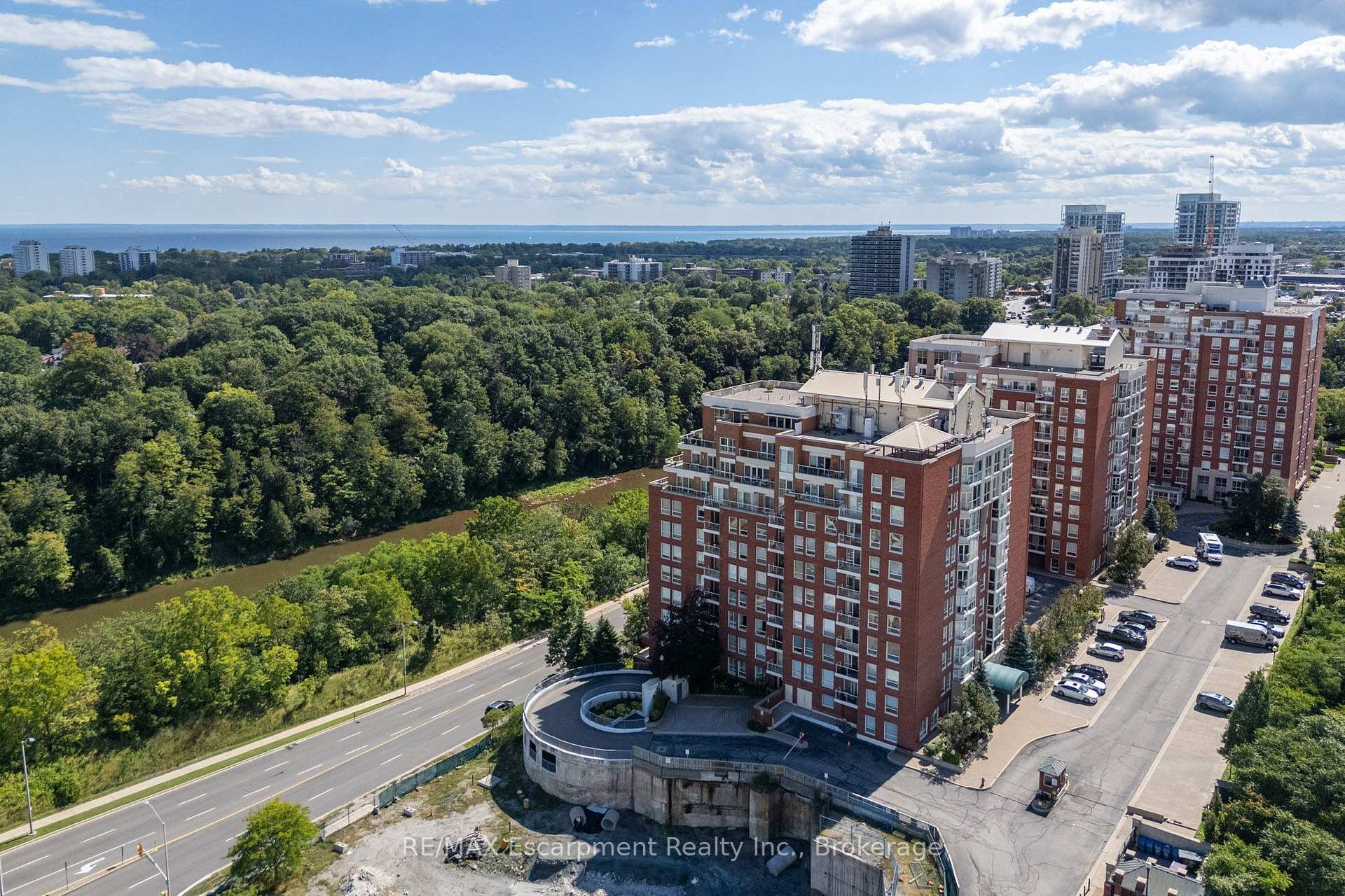 60 Old Mill Road  PH1