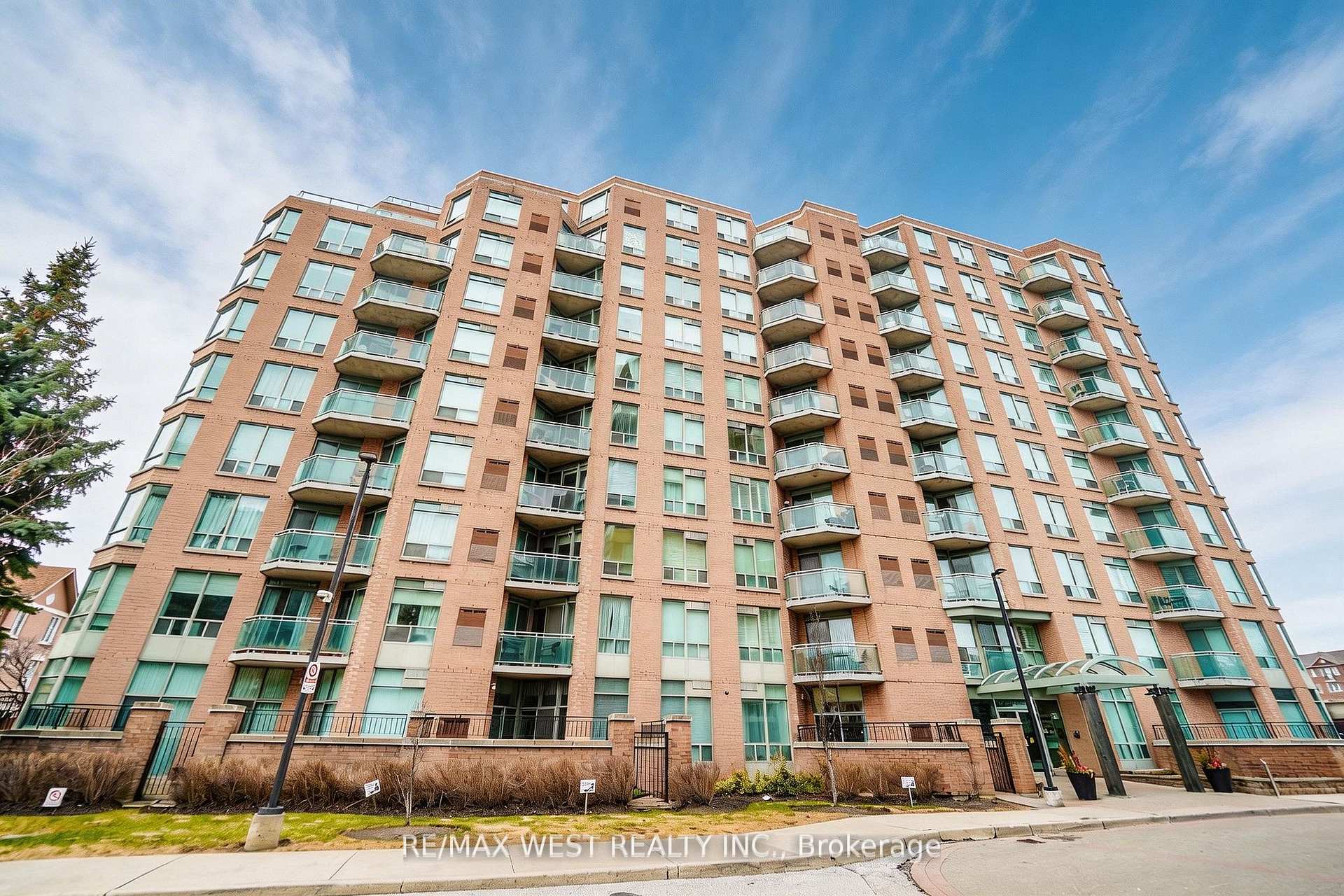 190 Manitoba Street  #309