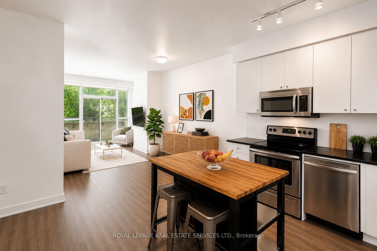 8 Fieldway Road  #414
