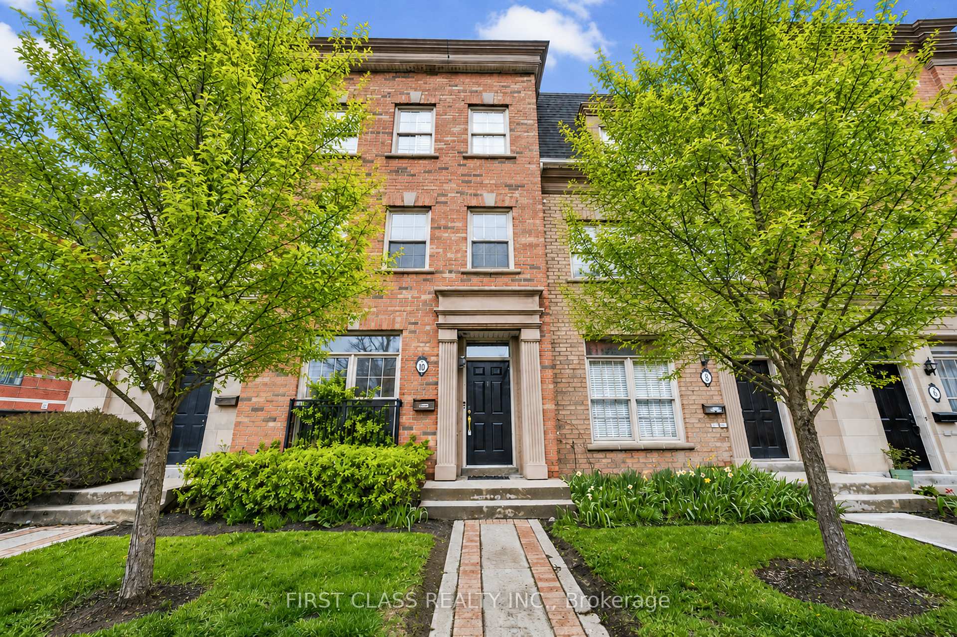 3076 Lake Shore Boulevard W Th10