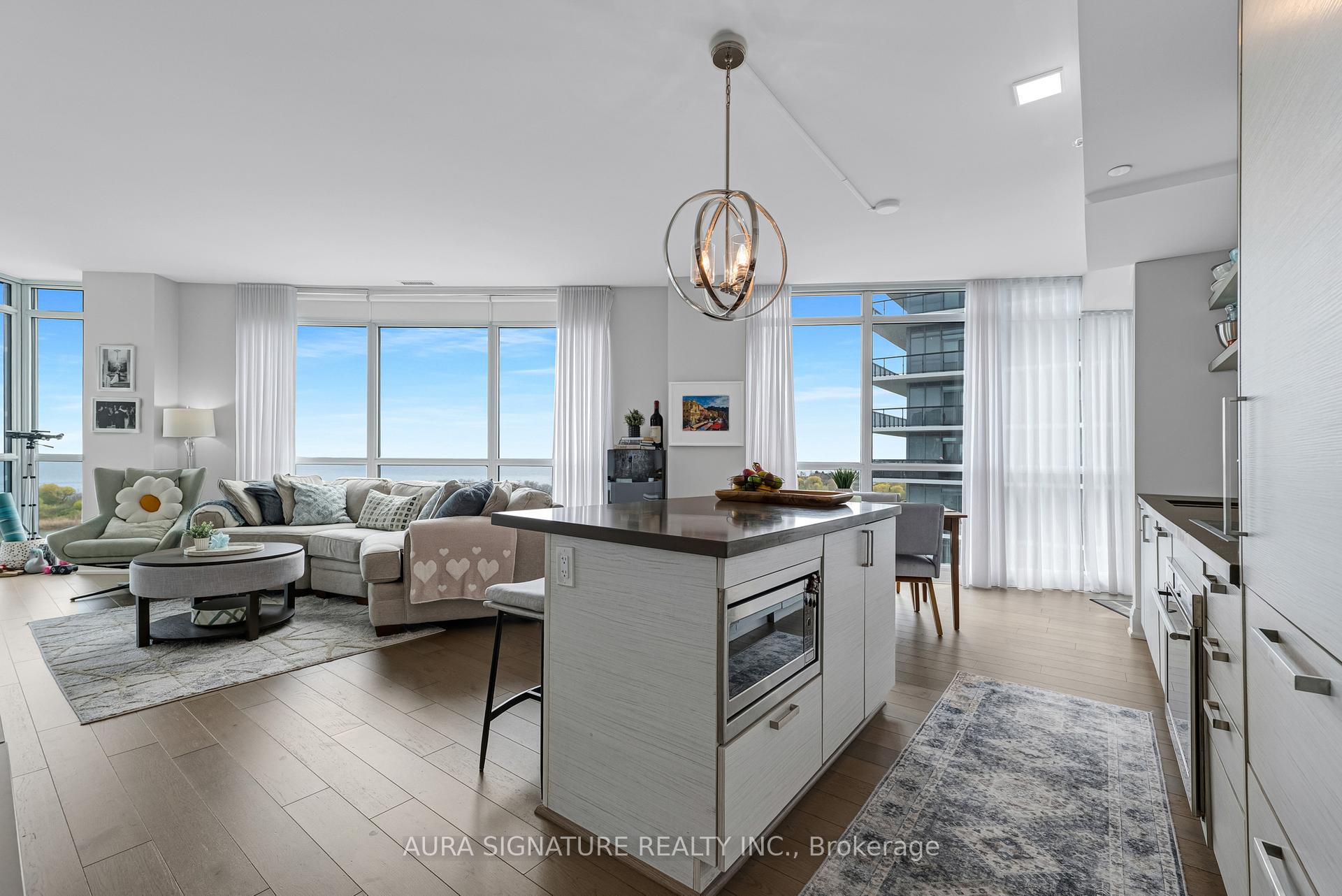 59 Annie Craig Drive  #1004